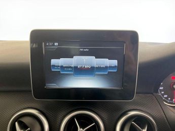 Mercedes-Benz A Class 1.6 A180 SE (Executive) Euro 6 (s/s) 5dr