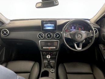 Mercedes-Benz A Class 1.6 A180 SE (Executive) Euro 6 (s/s) 5dr