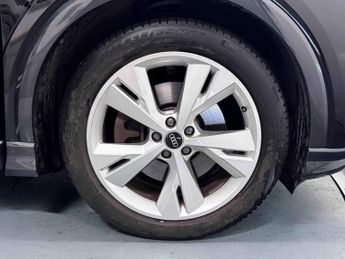 Audi Q4 e-tron 40 S line SUV 5dr Electric Auto 82kWh (204 ps)