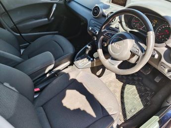 Audi A1 1.4 TFSI Sport Sportback 5dr Petrol S Tronic Euro 5 (s/s) (122 p