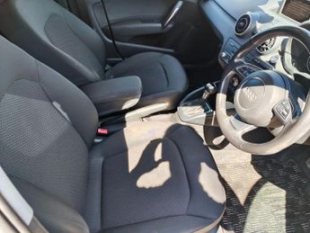 Audi A1 1.4 TFSI Sport Sportback 5dr Petrol S Tronic Euro 5 (s/s) (122 p