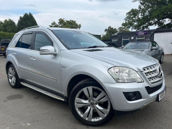 Mercedes M Class 3.0 ML350 CDI V6 BlueEfficiency Sport G-Tronic 4WD Euro 5 5dr