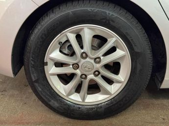 Hyundai i30 1.6 CRDi Active Auto Euro 5 5dr