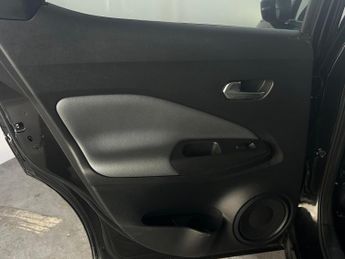 Nissan Juke 1.0 DIG-T Tekna DCT Auto Euro 6 (s/s) 5dr