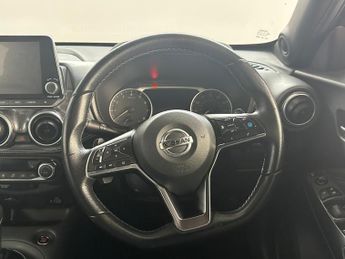 Nissan Juke 1.0 DIG-T Tekna DCT Auto Euro 6 (s/s) 5dr