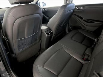 Hyundai IONIQ 38.3kWh Premium SE Auto 5dr