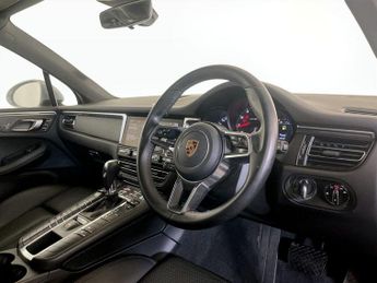 Porsche Macan 2.0T PDK 4WD Euro 6 (s/s) 5dr