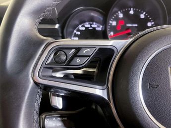 Porsche Macan 2.0T PDK 4WD Euro 6 (s/s) 5dr