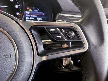 Porsche Macan 2.0T PDK 4WD Euro 6 (s/s) 5dr