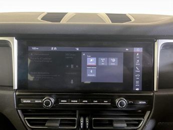 Porsche Macan 2.0T PDK 4WD Euro 6 (s/s) 5dr