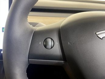 Tesla Model 3 (Dual Motor) Long Range Auto 4WDE 4dr