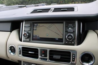 Land Rover Range Rover 4.4 TD V8 Westminster Auto 4WD Euro 5 5dr