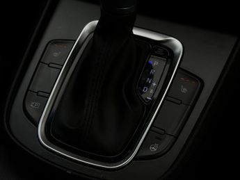 Hyundai KONA 1.6 h-GDi Premium DCT Euro 6 (s/s) 5dr