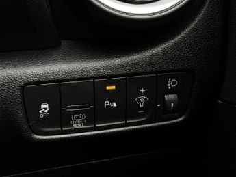Hyundai KONA 1.6 h-GDi Premium DCT Euro 6 (s/s) 5dr