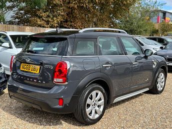 MINI Countryman 1.5 7.6kWh Cooper SE Auto ALL4 Euro 6 (s/s) 5dr