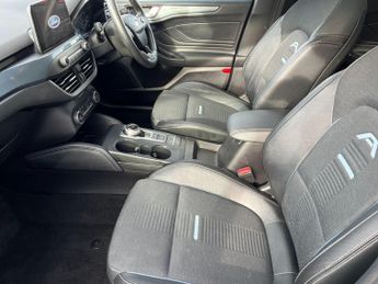 Ford Focus 1.0T EcoBoost Active X Auto Euro 6 (s/s) 5dr