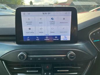 Ford Focus 1.0T EcoBoost Active X Auto Euro 6 (s/s) 5dr