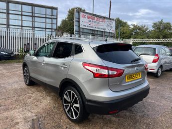 Nissan Qashqai 1.6 dCi Tekna XTRON 2WD Euro 6 (s/s) 5dr