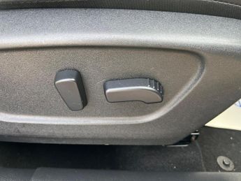 Nissan Qashqai 1.6 dCi Tekna XTRON 2WD Euro 6 (s/s) 5dr