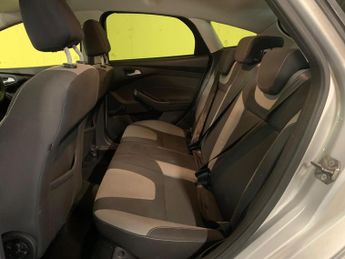 Ford Focus 1.6 Zetec Powershift Euro 5 5dr