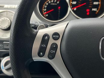Honda Jazz 1.4 i-DSI SE CVT-7 5dr