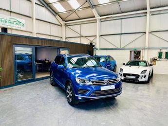 Volkswagen Touareg 3.0 TDI V6 BlueMotion Tech R-Line Tiptronic 4WD Euro 6 (s/s) 5dr
