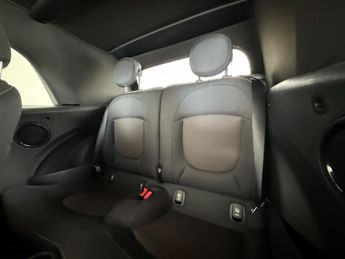 MINI Convertible 1.5 Cooper Auto Euro 6 (s/s) 2dr