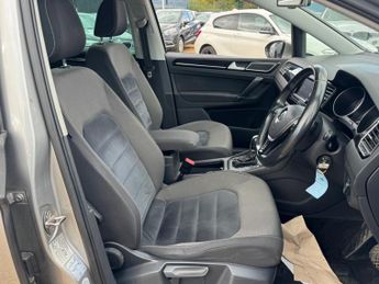 Volkswagen Golf SV 2.0 TDI BlueMotion Tech GT DSG Euro 6 (s/s) 5dr