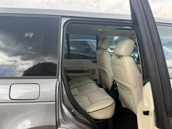 Land Rover Range Rover 3.6 TD V8 Vogue Auto 4WD Euro 4 5dr