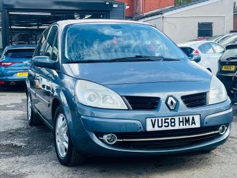 Renault Scenic 2.0 VVT Dynamique S 5dr
