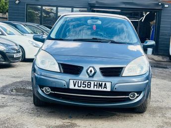 Renault Scenic 2.0 VVT Dynamique S 5dr