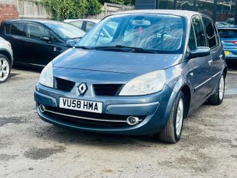 Renault Scenic 2.0 VVT Dynamique S 5dr