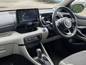 Toyota Yaris 1.5 VVT-h Excel E-CVT Euro 6 (s/s) 5dr