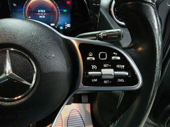 Mercedes-Benz GLA 1.3 GLA200 Sport 7G-DCT Euro 6 (s/s) 5dr