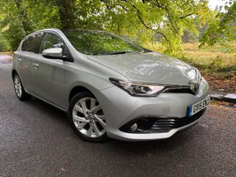 Toyota Auris 1.2 VVT-i Design Euro 6 (s/s) 5dr