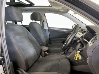 Volkswagen Tiguan 2.0 TDI SEL DSG Euro 6 (s/s) 5dr