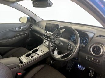 Hyundai KONA 64kWh Premium Auto 5dr (10.5kW Charger)