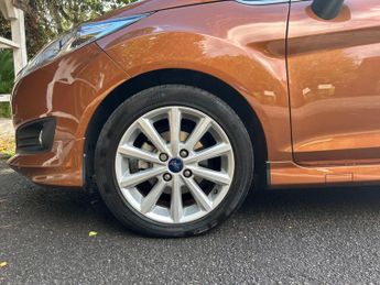 Ford Fiesta 1.0T EcoBoost Titanium Powershift Euro 6 5dr