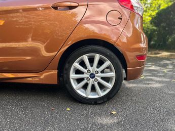 Ford Fiesta 1.0T EcoBoost Titanium Powershift Euro 6 5dr