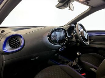 Toyota Aygo X 1.0 VVT-i Edge Euro 6 (s/s) 5dr