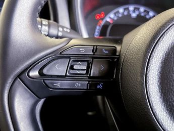Toyota Aygo X 1.0 VVT-i Edge Euro 6 (s/s) 5dr