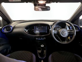 Toyota Aygo X 1.0 VVT-i Edge Euro 6 (s/s) 5dr