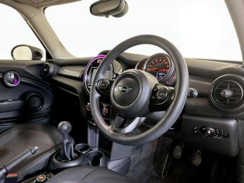 MINI Hatch 1.5 Cooper Classic Euro 6 (s/s) 3dr