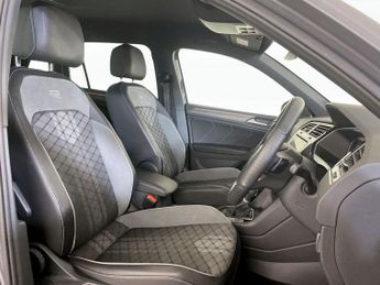 Volkswagen Tiguan 1.5 TSI R-Line DSG Euro 6 (s/s) 5dr