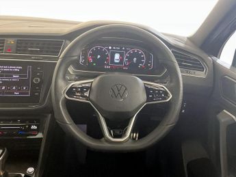 Volkswagen Tiguan 1.5 TSI R-Line DSG Euro 6 (s/s) 5dr
