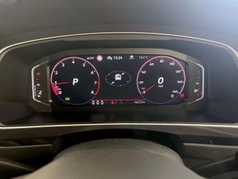 Volkswagen Tiguan 1.5 TSI R-Line DSG Euro 6 (s/s) 5dr