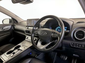 Hyundai KONA 64kWh Premium SE Auto 5dr (7kW Charger)