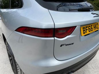 Jaguar F-PACE 2.0 D180 R-Sport Auto AWD Euro 6 (s/s) 5dr