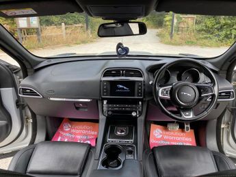 Jaguar F-PACE 2.0 D180 R-Sport Auto AWD Euro 6 (s/s) 5dr