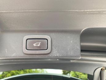 Jaguar F-PACE 2.0 D180 R-Sport Auto AWD Euro 6 (s/s) 5dr